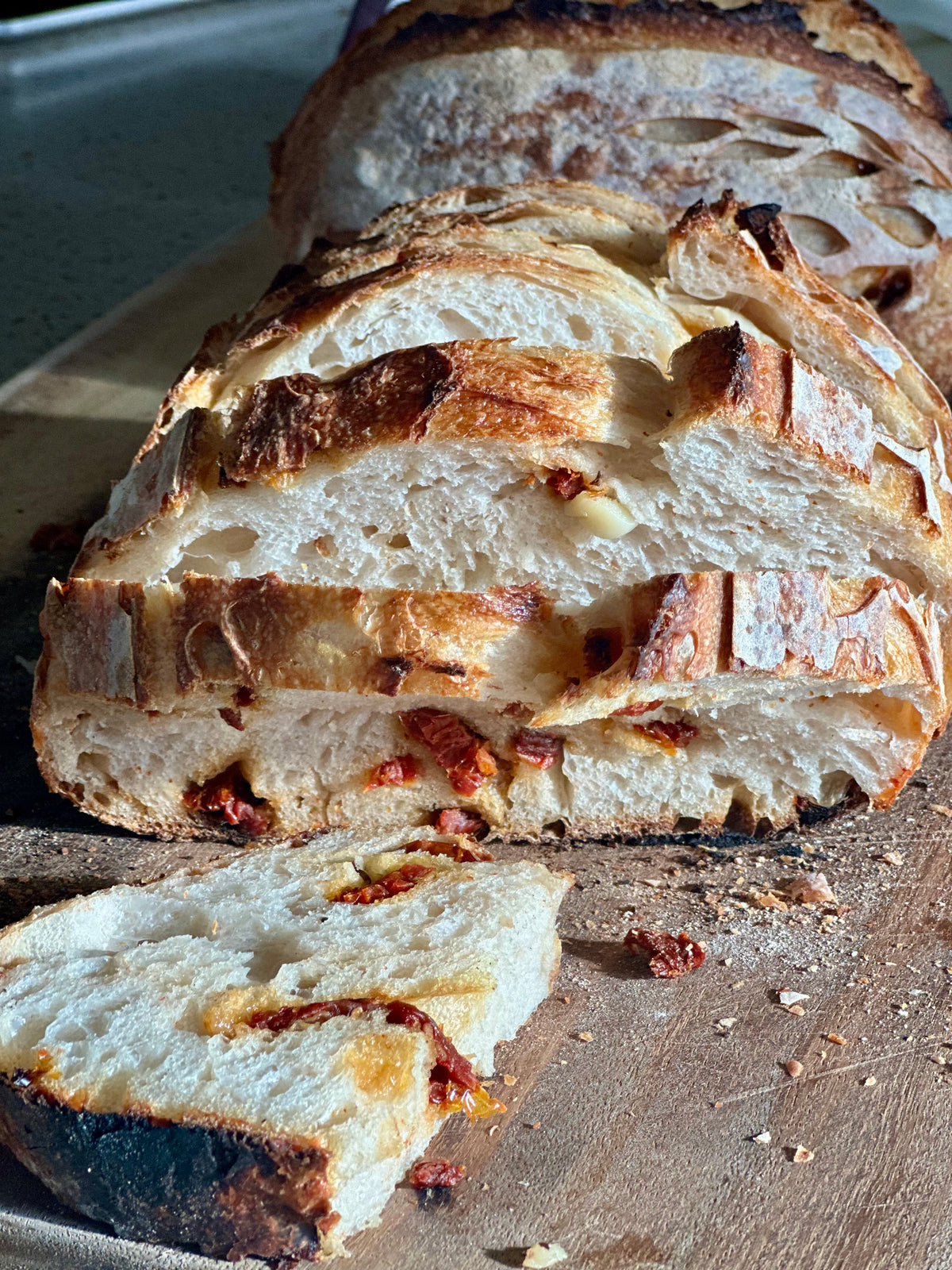 Sun-Dried Tomato, Roasted Garlic & Parmesan Sourdough
